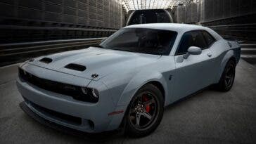 Dodge Charger e Challenger Hemi Orange e SRT Black