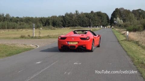 Ferrari 458 Spider vs Rolls-Royce Ghost drag race