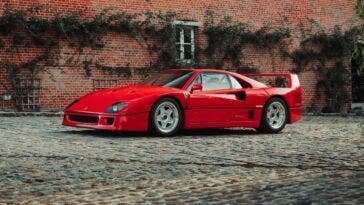 Ferrari F40 1989 30 anni asta