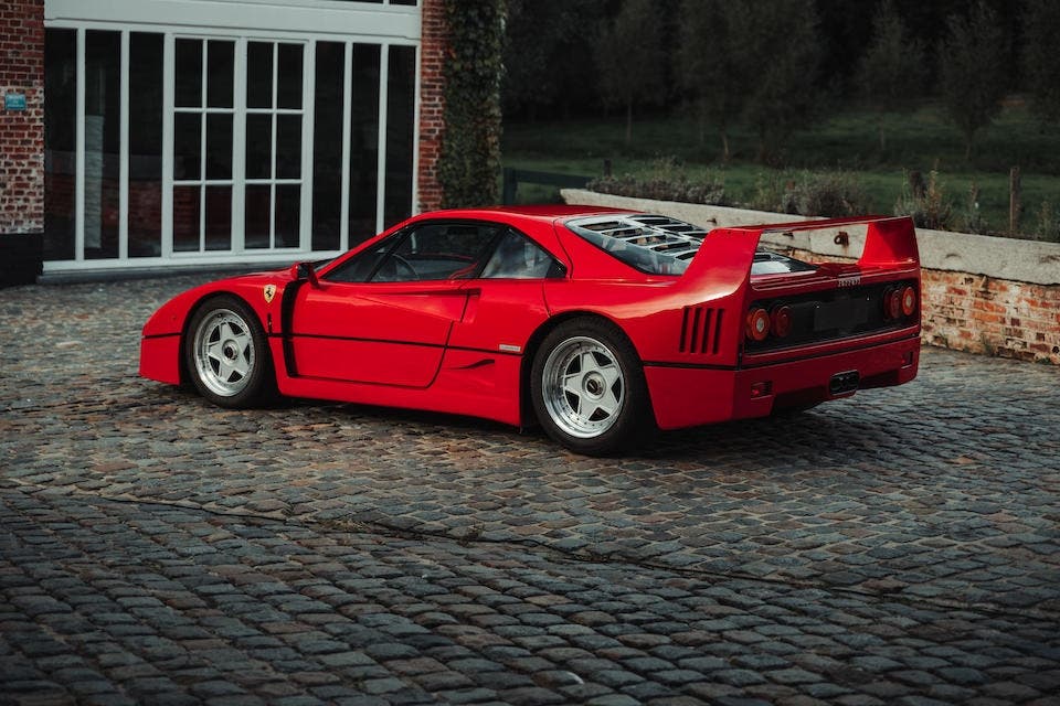 Ferrari F40 1989 30 anni asta