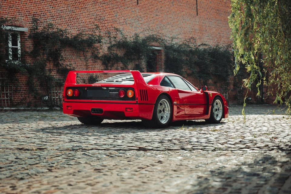 Ferrari F40 1989 30 anni asta