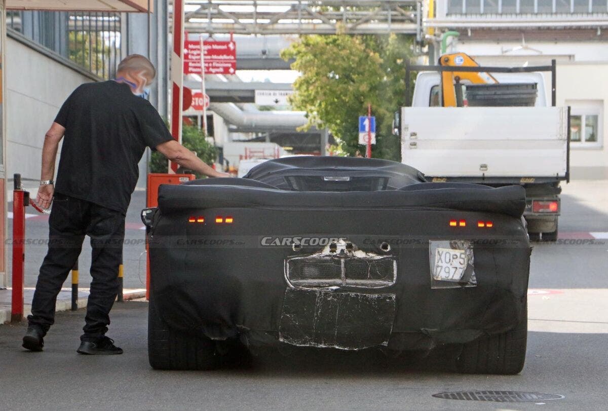 Ferrari Icona hypercar retrò nuove foto spia