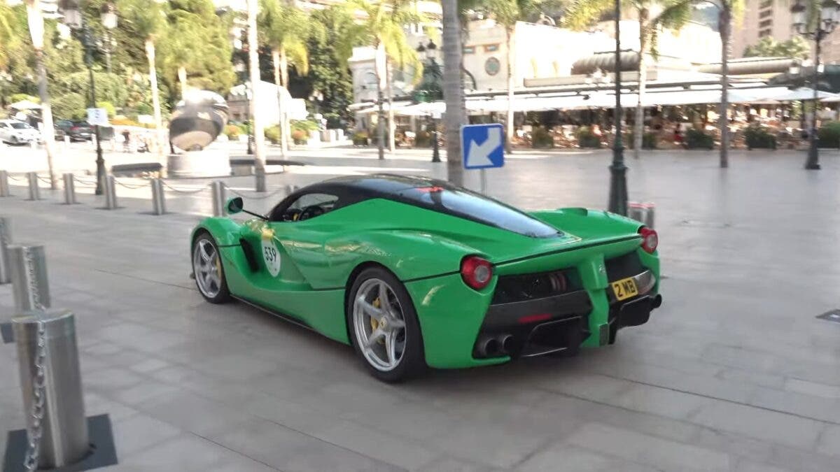 Ferrari LaFerrari Signal Green