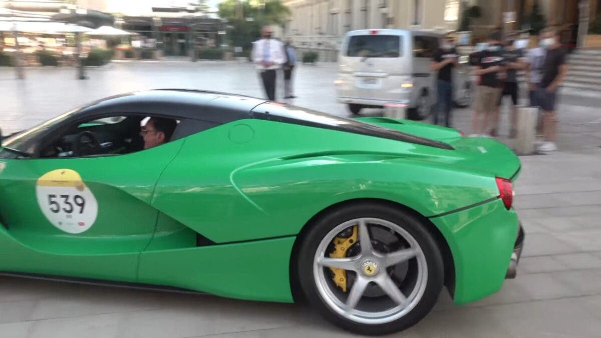 Ferrari LaFerrari Signal Green