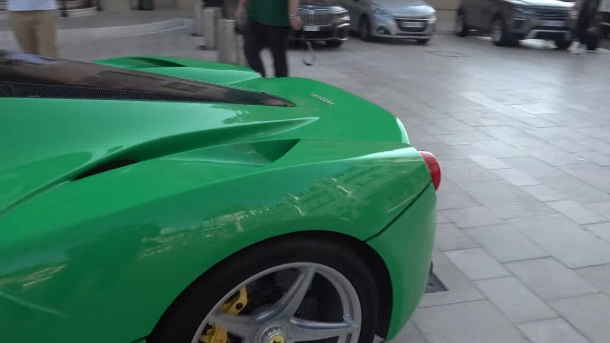 Ferrari LaFerrari Signal Green