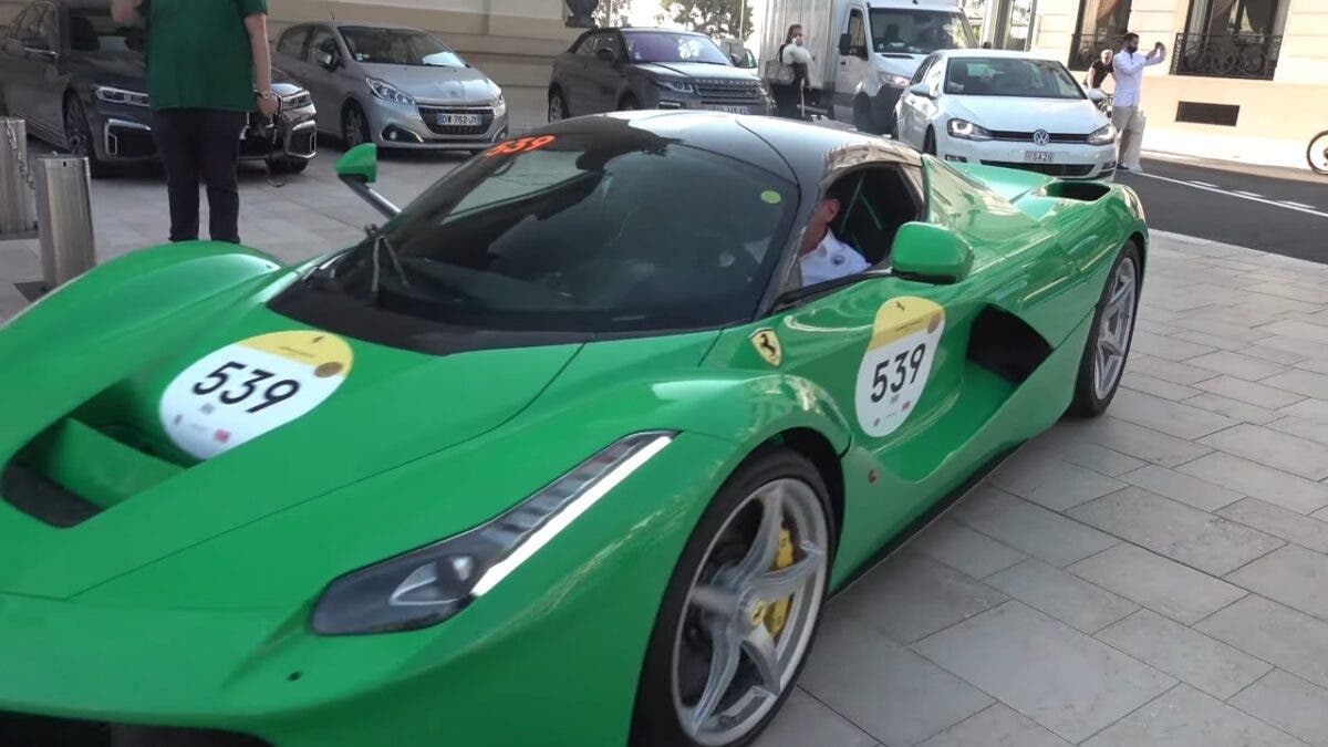 Ferrari LaFerrari Signal Green