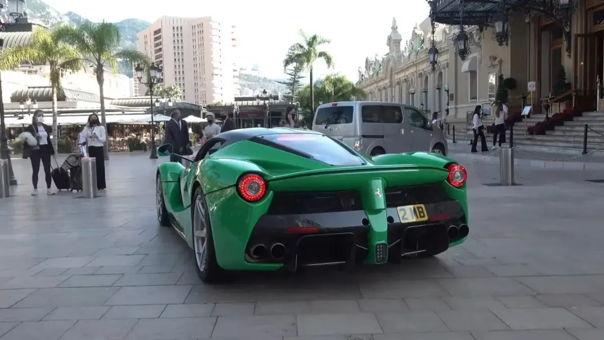 Ferrari LaFerrari Signal Green