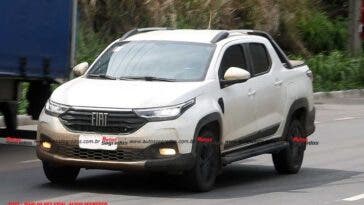 Fiat Strada CVT Volcano Ranch interni foto spia