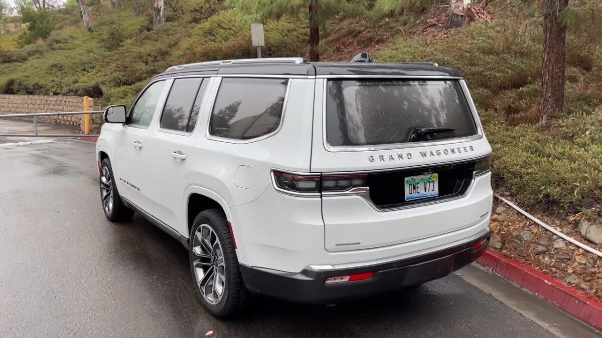 Jeep Grand Wagoneer 2022 Doug DeMuro