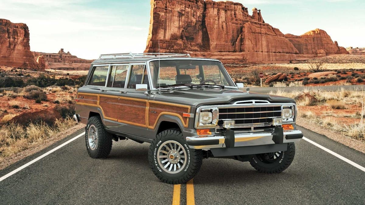 Jeep Grand Wagoneer Vigilante