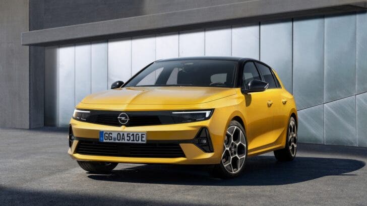 Nuova Opel Astra ordini Italia