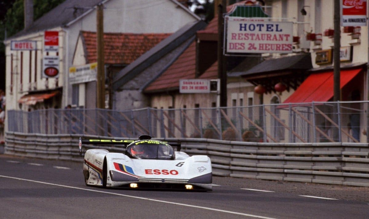 Peugeot 905