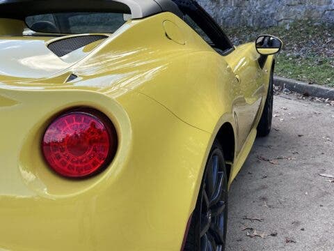 Alfa Romeo 4C Spider 2016 Giallo Prototipo asta