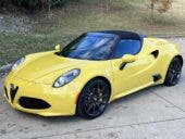 Alfa Romeo 4C Spider 2016 Giallo Prototipo asta