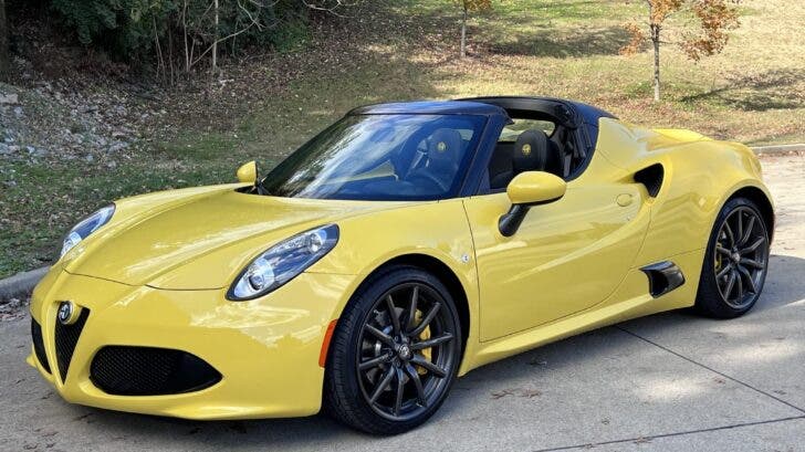 Alfa Romeo 4C Spider 2016 Giallo Prototipo asta
