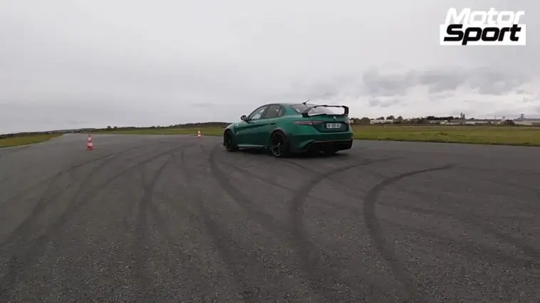 Alfa Romeo Giulia GTAm test accelerazione