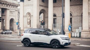 Citroën C5 Aircross Hybrid Plug-In SUV confortevole
