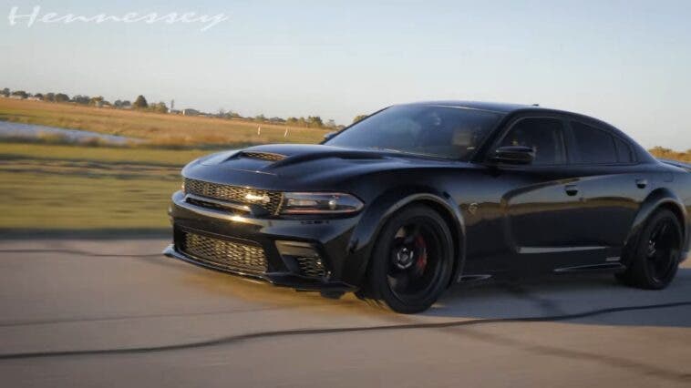 Dodge Charger SRT Hellcat Redeye 1026 CV Hennessey