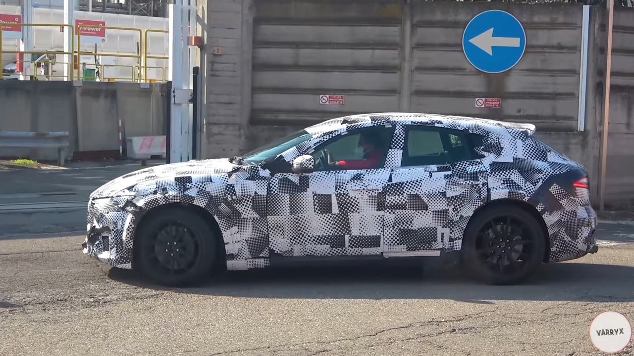Ferrari Purosangue ultimo prototipo Varryx