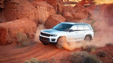 Jeep Grand Cherokee 2022 prezzi USA