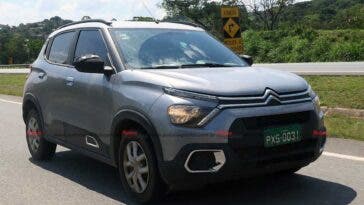 Nuova Citroën C3 base foto spia