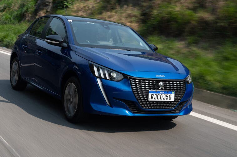 Nuova Peugeot 208 Brasile