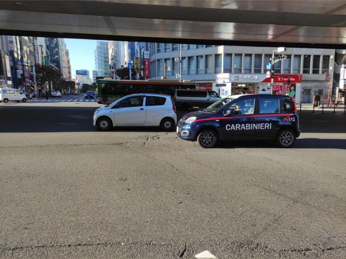 fiat panda carabinieri tokio