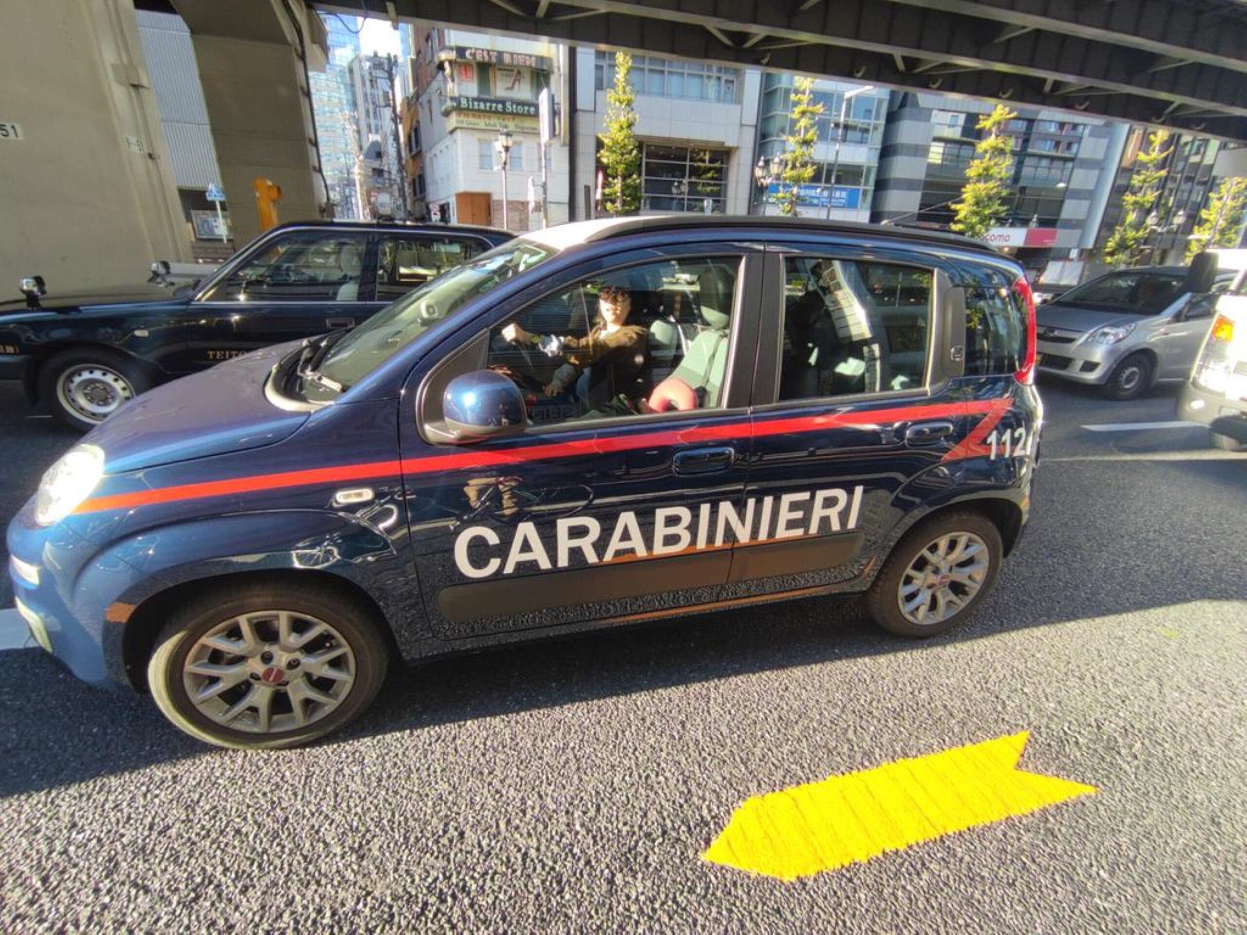 fiat panda carabinieri tokio