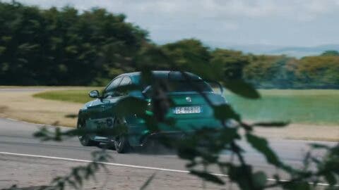 Alfa Romeo Giulia GTAm vs BMW M3 Competition