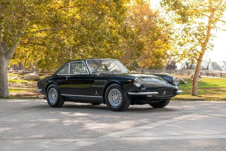 Ferrari 330 GTC 1967 asta Bring A Trailer