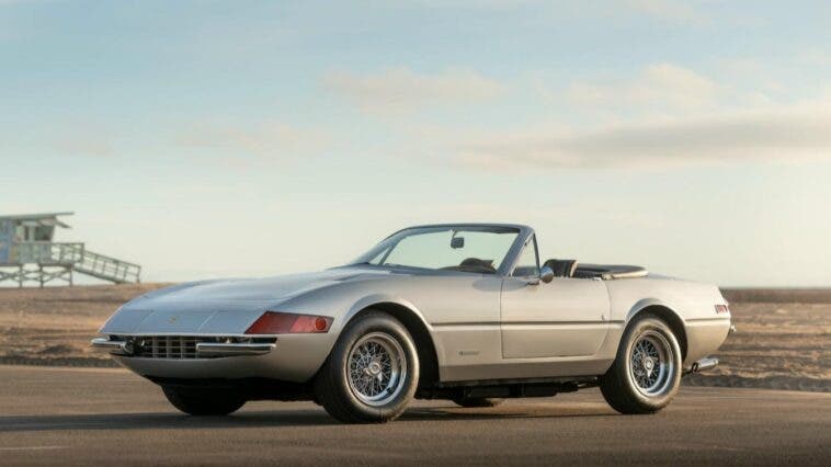 Ferrari 365 GTS/4 Daytona Spider