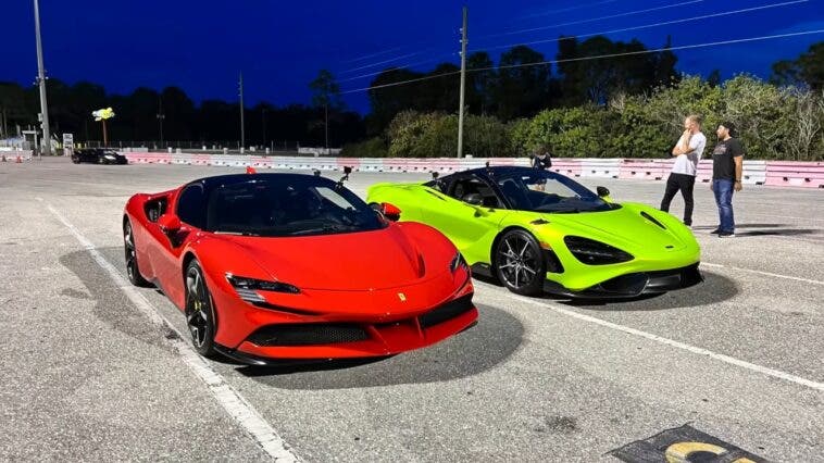 Ferrari SF90 Stradale vs McLaren 765LT drag race DragTimes