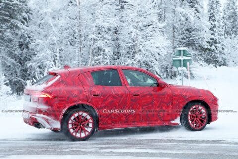 Maserati Grecale Trofeo test invernali foto spia