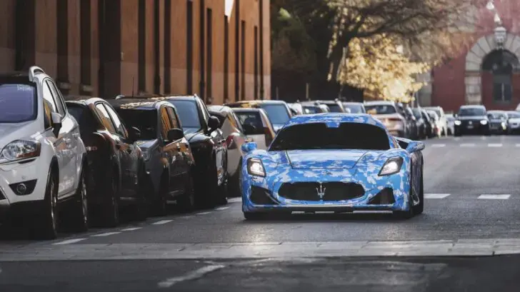Maserati MC20 cabrio prototipo ufficiale foto