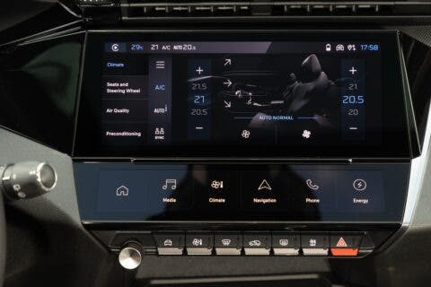 Nuova Peugeot 308 innovazioni tecnologiche