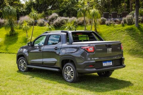 Nuovo Fiat Strada CVT