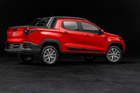 Nuovo Fiat Strada CVT