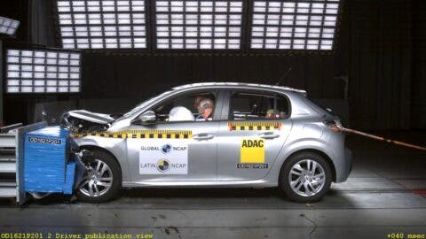 Peugeot 208 Latin NCAP