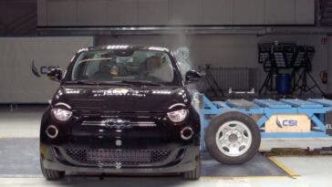 Quattro stelle alla Fiat Nuova 500 elettrica nel crash test Euro NCAP