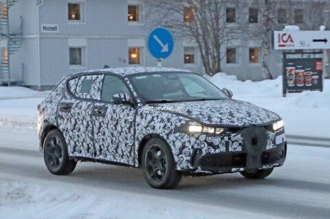 Alfa Romeo Tonale prototipi Svezia foto spia