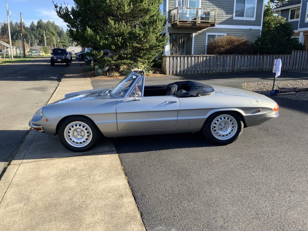 Alfa Romeo Spider