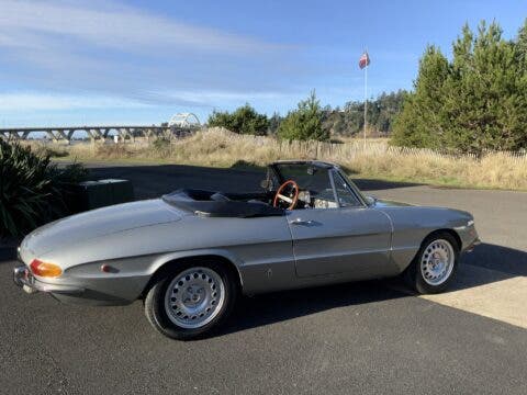 Alfa Romeo Spider
