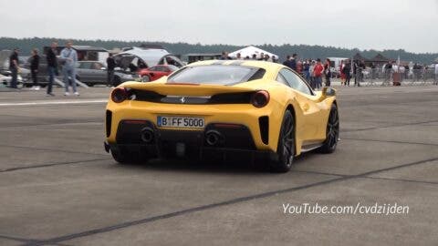 Ferrari 488 Pista vs Porsche 911 GT2 RS drag race