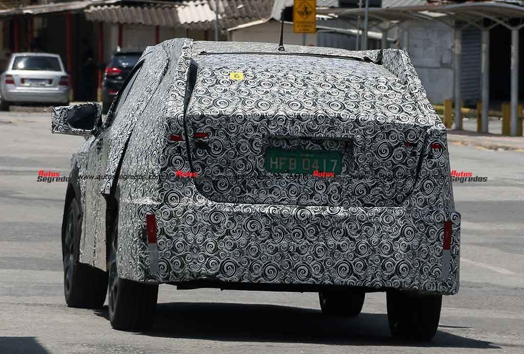 Fiat Fastback nuovo prototipo foto spia