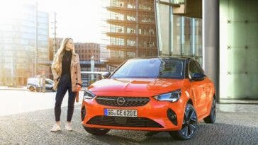 Opel Corsa e Crossland Blitz Edition 2022