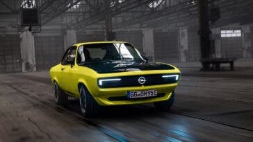 Opel Manta GSe ElektroMOD Grand Prix du Festival