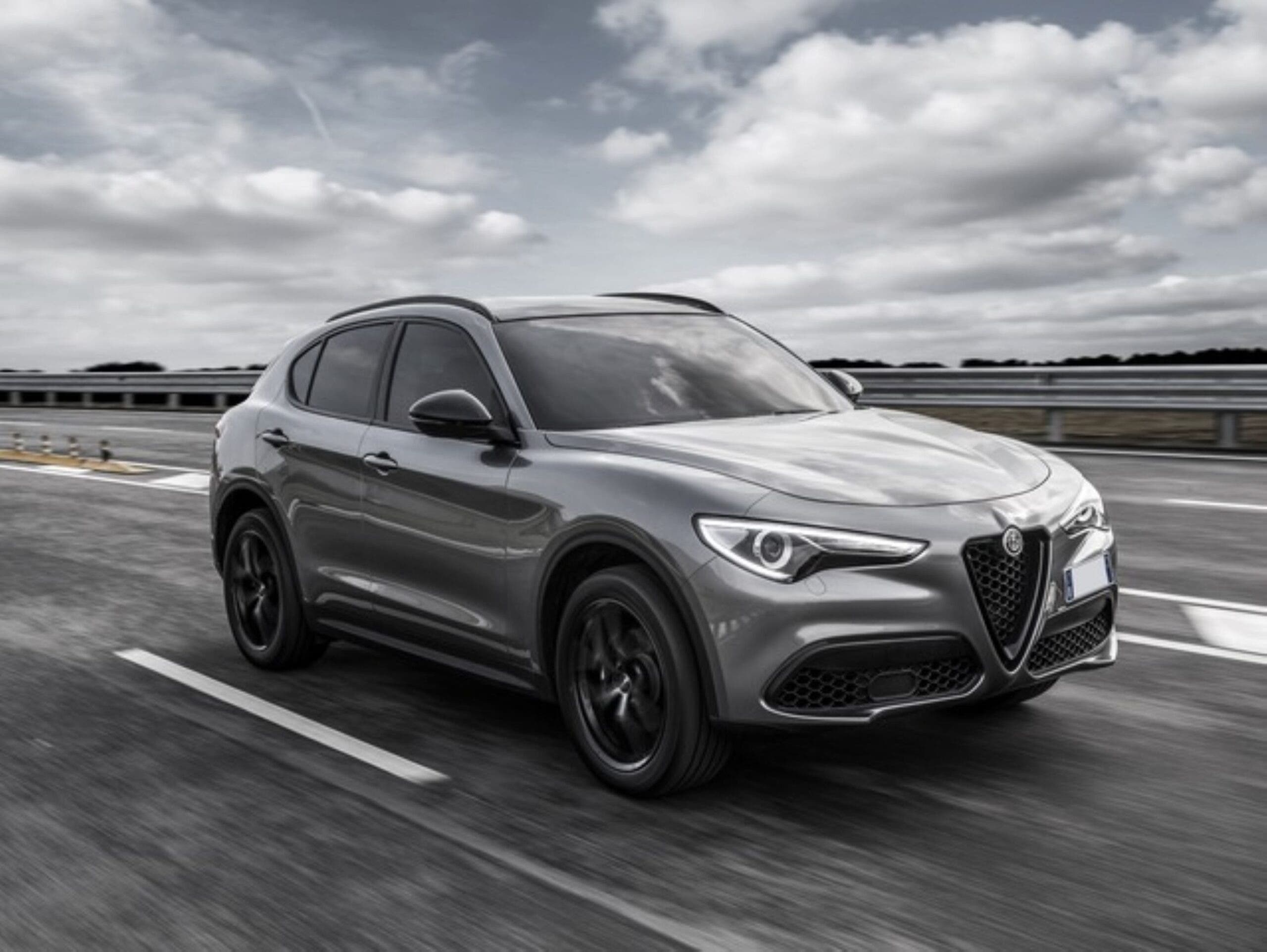 alfa romeo stelvio 2