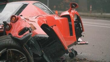 Ferrari Enzo incidente