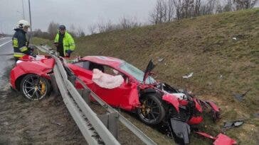 Ferrari 488 Pista distrutta incidente