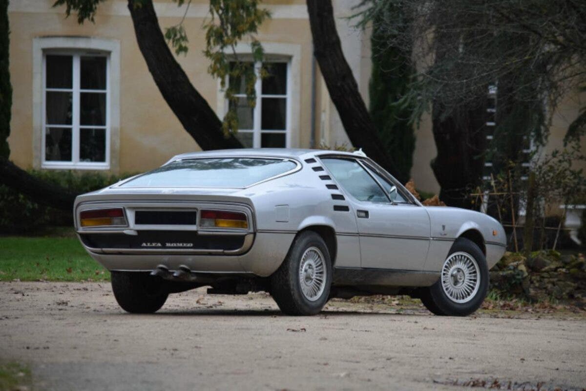 alfa romeo montreal 